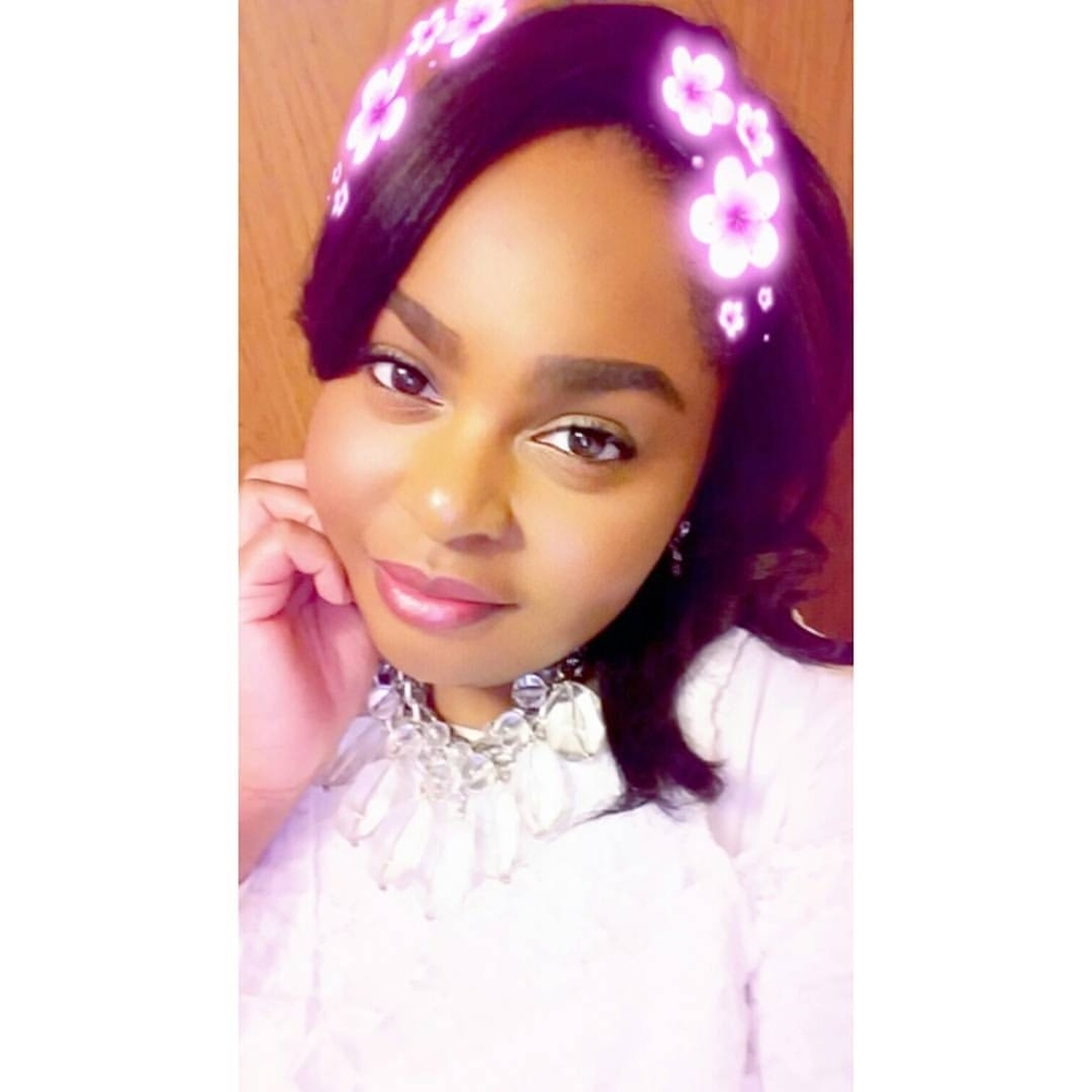 Meet your Posher, Cari